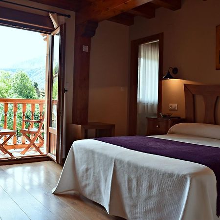 Posada Valle Del Oso Lerones Dış mekan fotoğraf
