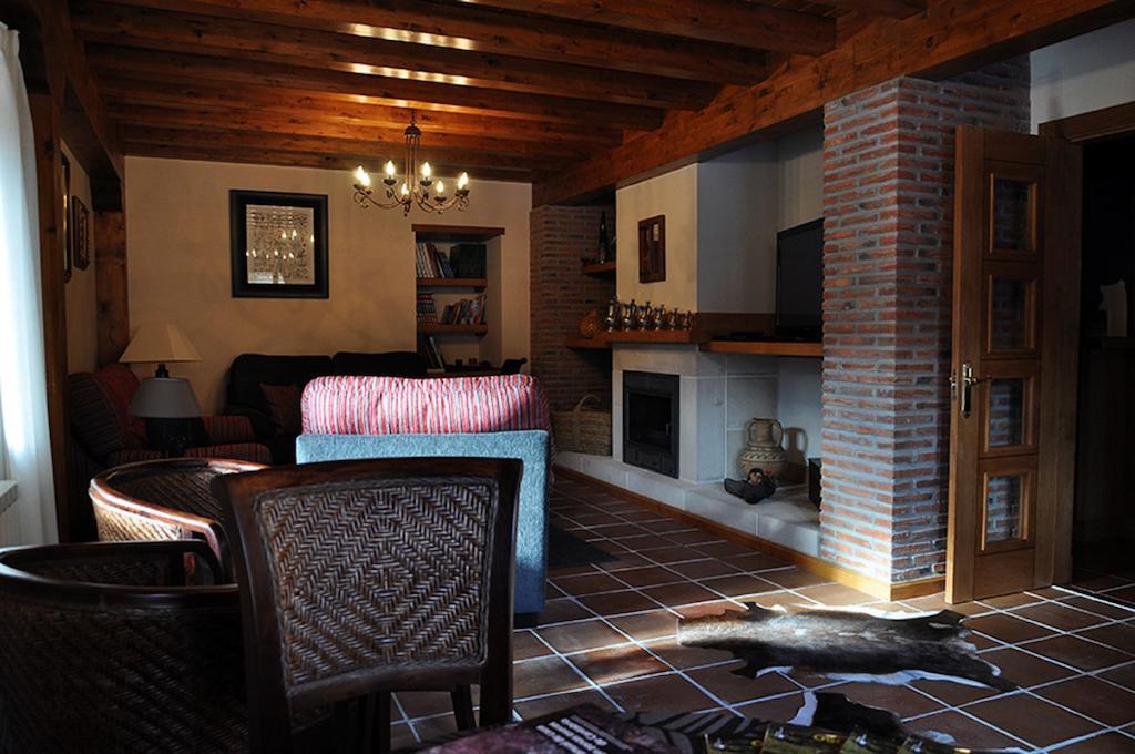 Posada Valle Del Oso Lerones Dış mekan fotoğraf