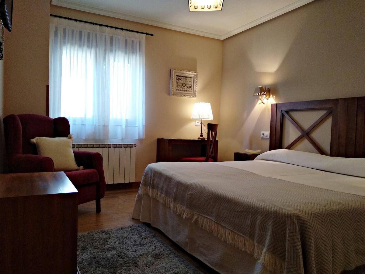 Posada Valle Del Oso Lerones Dış mekan fotoğraf